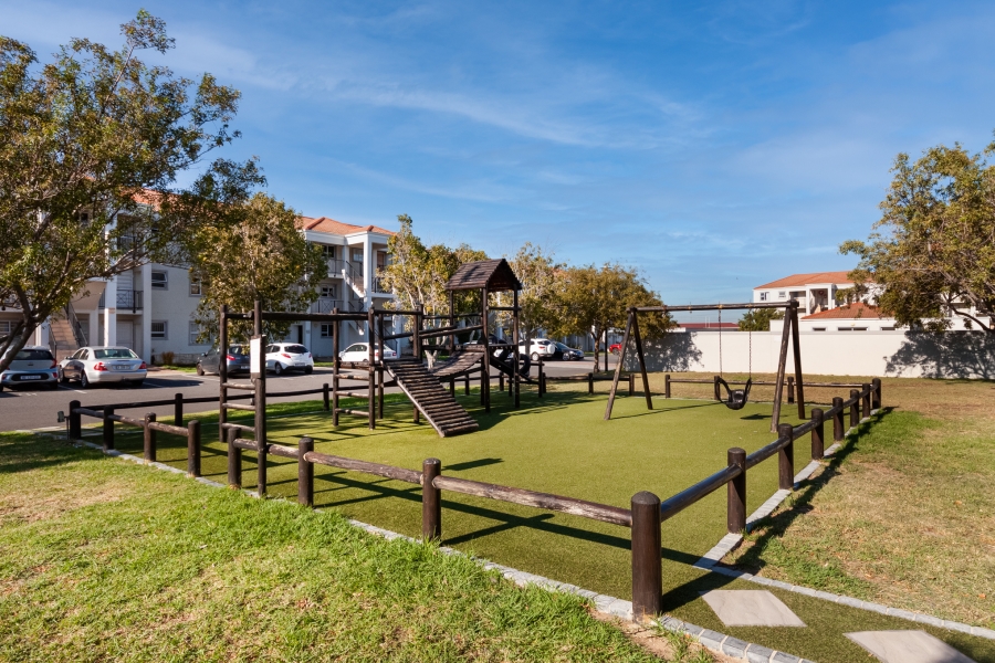 To Let 2 Bedroom Property for Rent in Heritage Park Western Cape